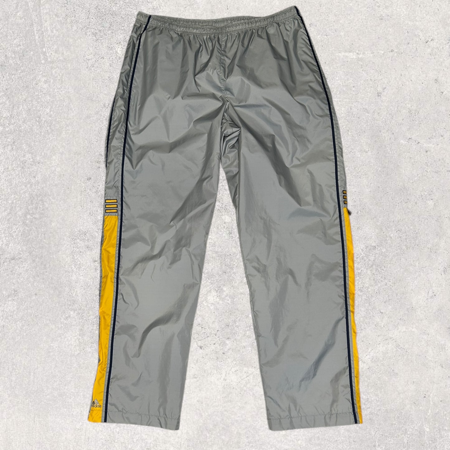 Adidas Windbreaker trouser (XL)