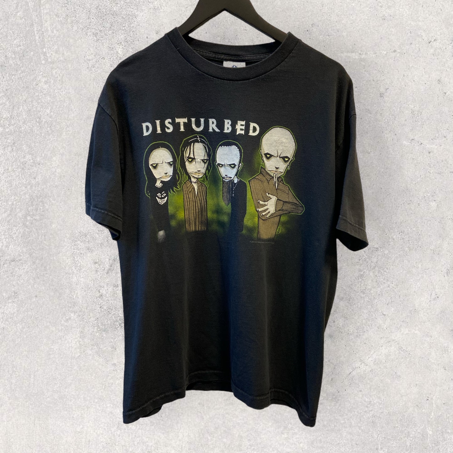 Disturbed Band shirt 2000s. (L)